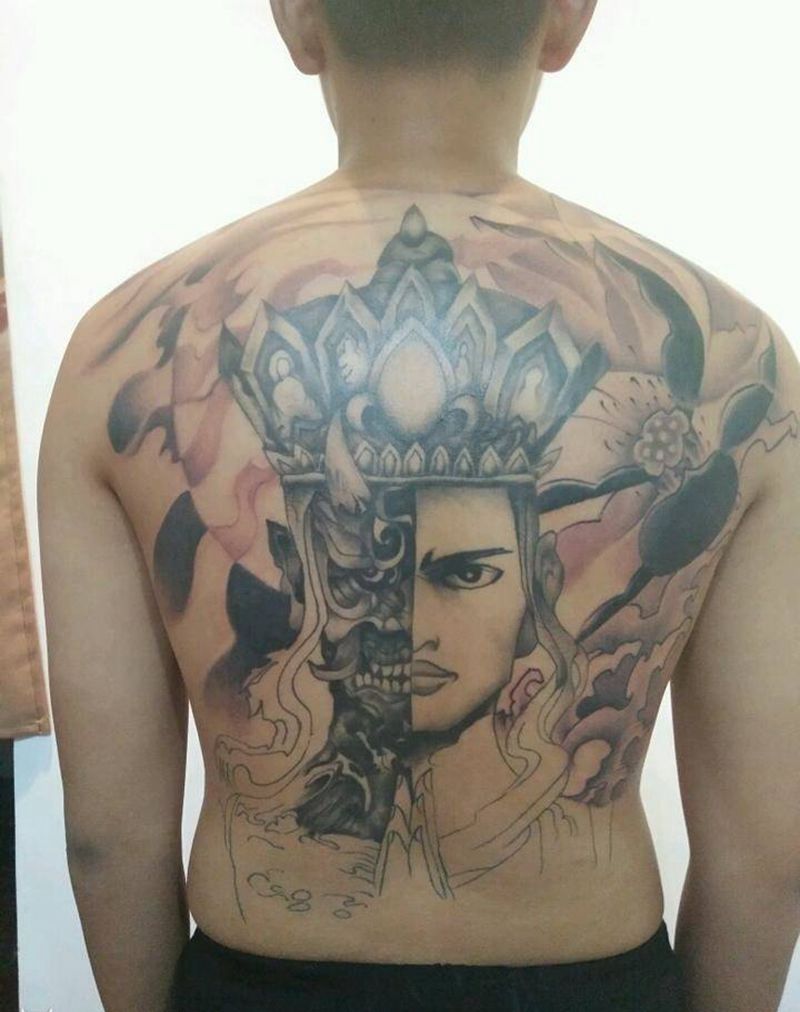 一念之间第二次纹身图片_背部传统人物修改纹身图案