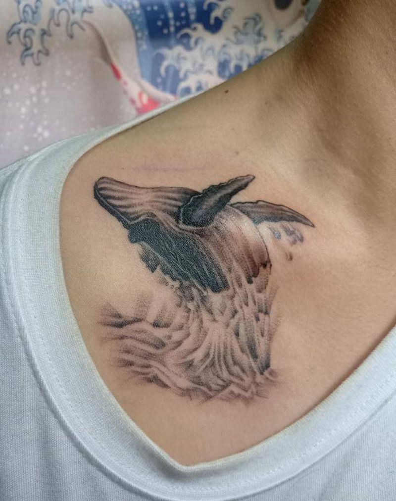 鲸起纹身图片_胸部欧美写实纹身图案
