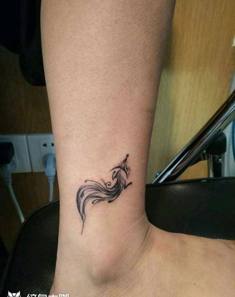 狐狸纹身图片_腿部脚部传统清新动物成品纹身图案