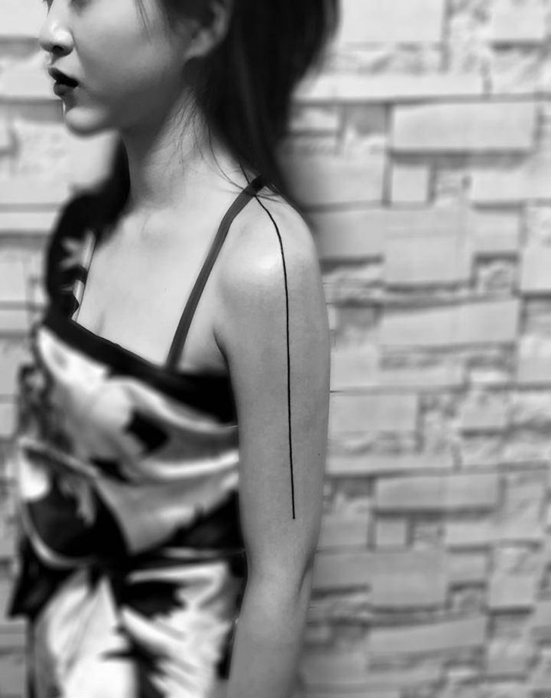 线纹身图片_成品肩部清新原创纹身图案