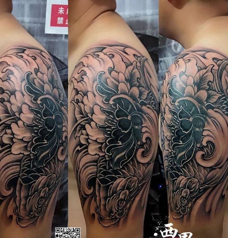 鲤鱼遮盖纹身图片