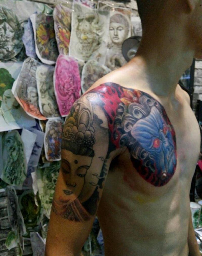 半甲不动明王纹身图片