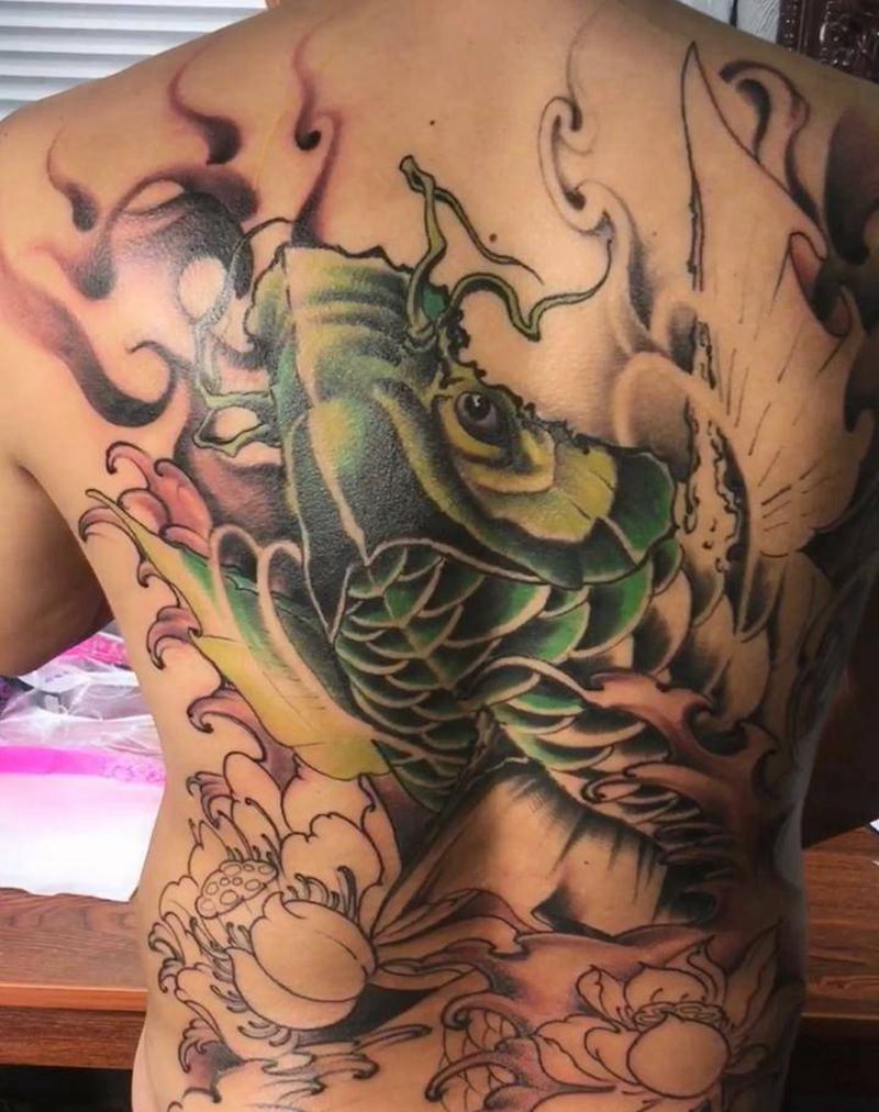 啥时候能做完啊～纹身图片_背部传统动物静物纹身图案