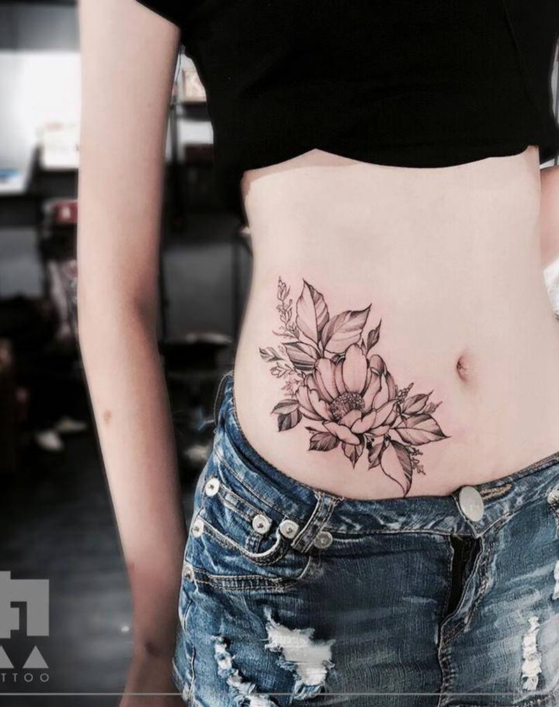 繁花纹身图片_成品腹部腰部清新植物点刺纹身图案