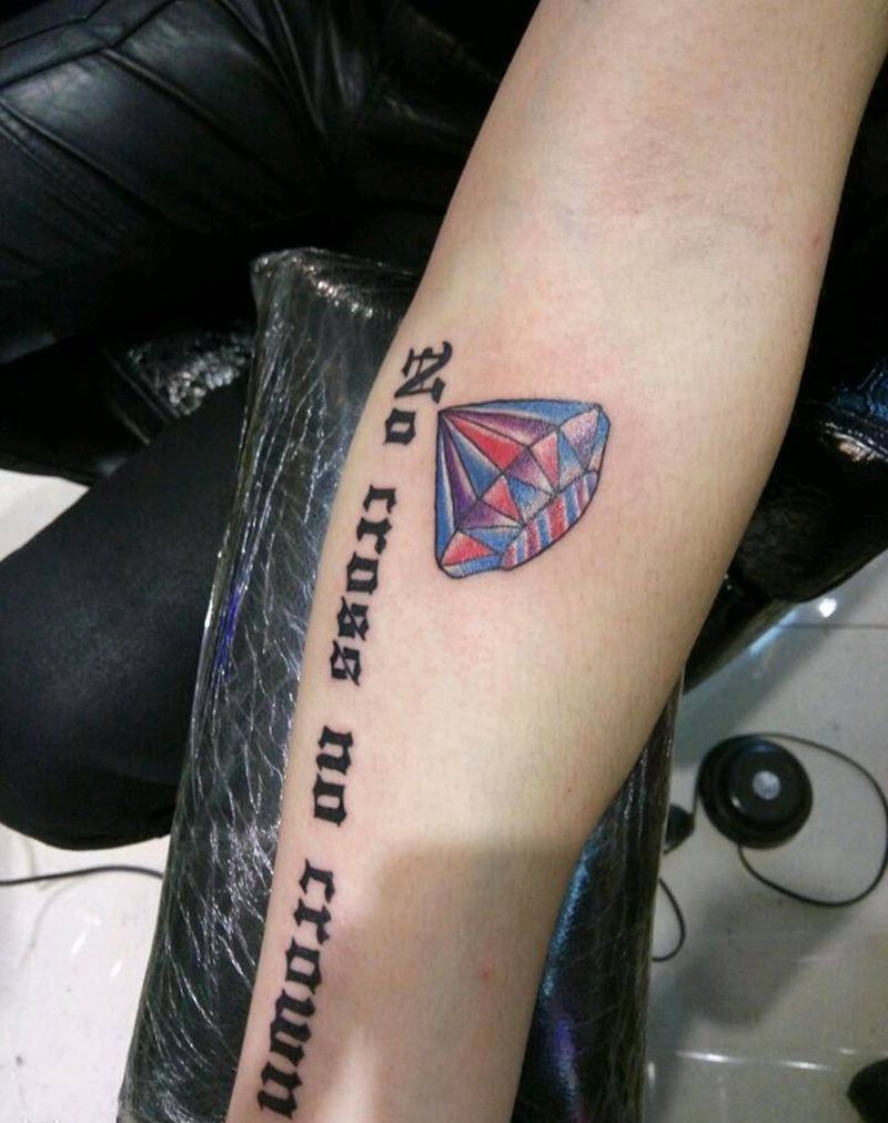 奔跑的心，钻石，纹身图片