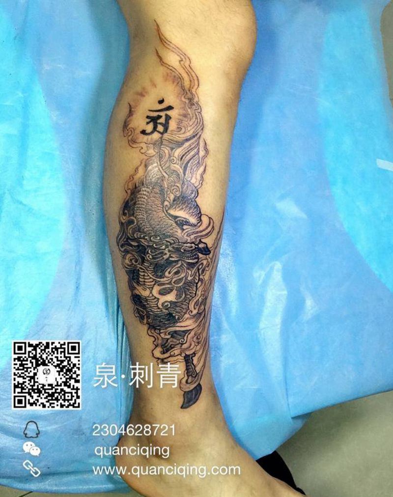 马鹿纹身图片_成品腿部传统动物鬼神情侣纹身图案