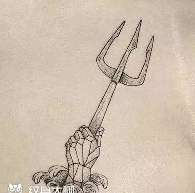 海神之叉纹身图片_成品手稿插画腿部写实欧美鬼神原创纹身图案