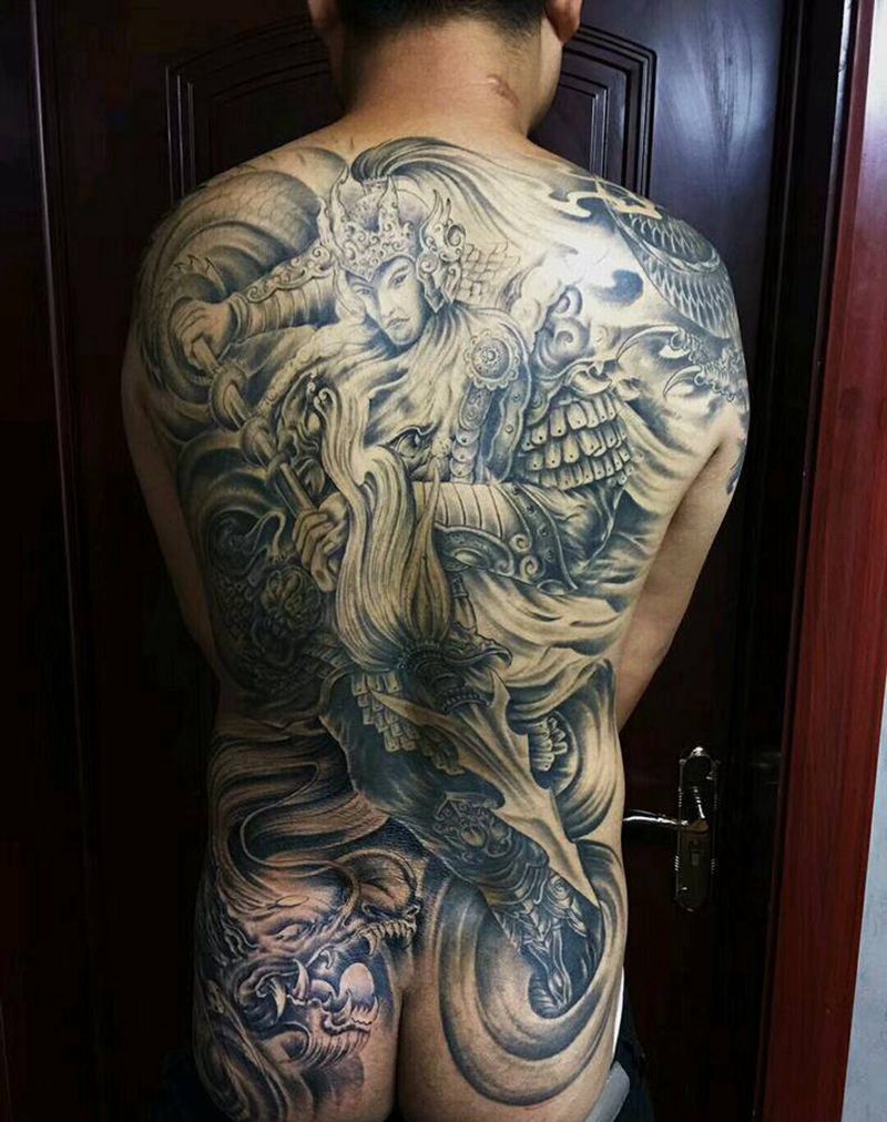 满背-赵云纹身图片