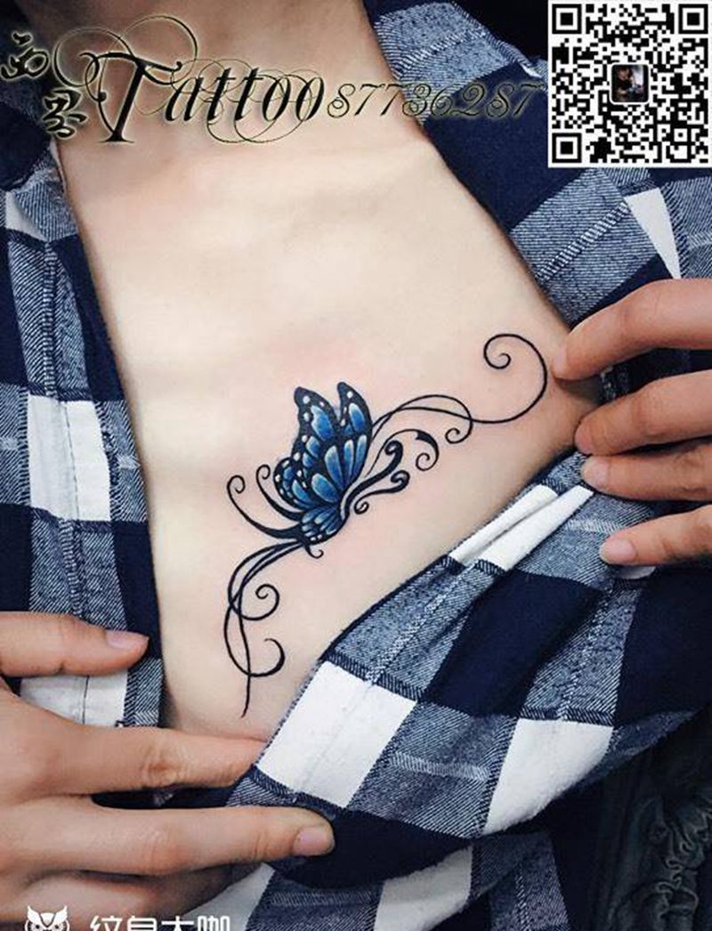 蝴蝶纹身图片_胸部纹身图案