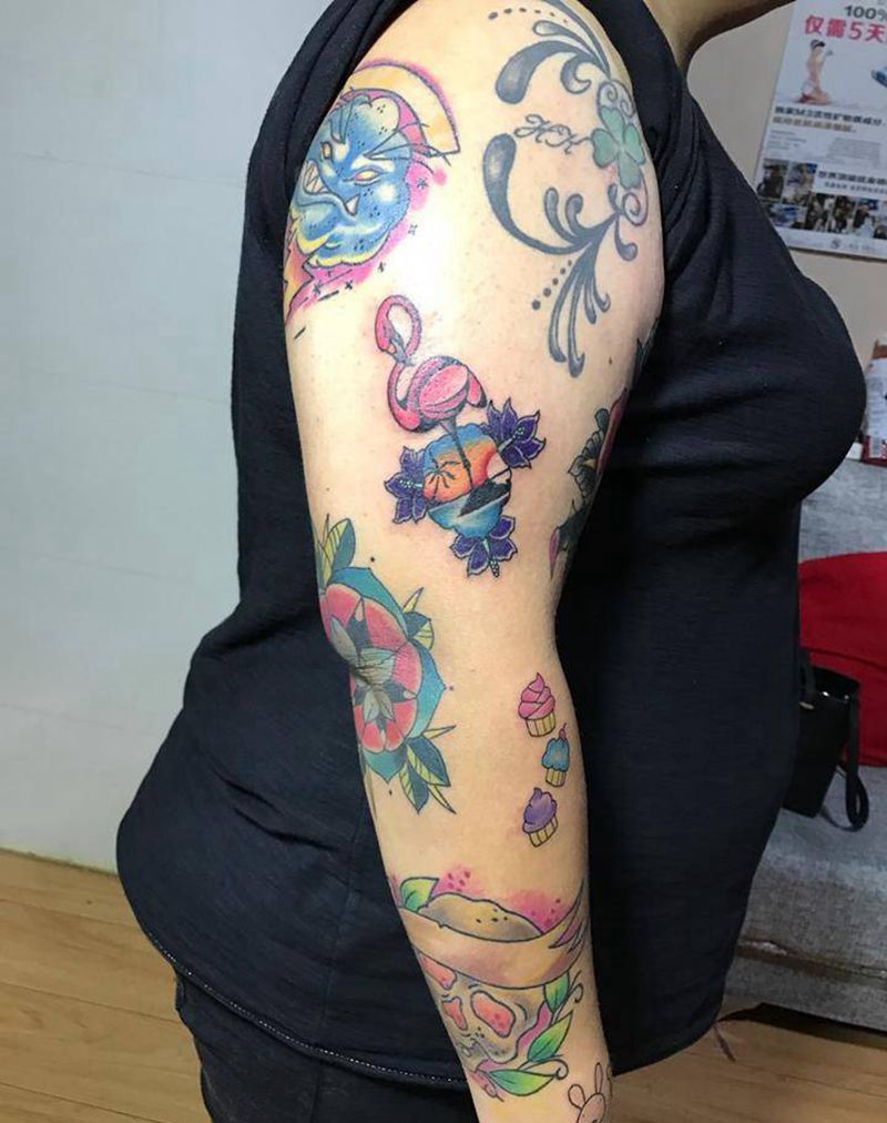 彩色拼接花臂纹身图片