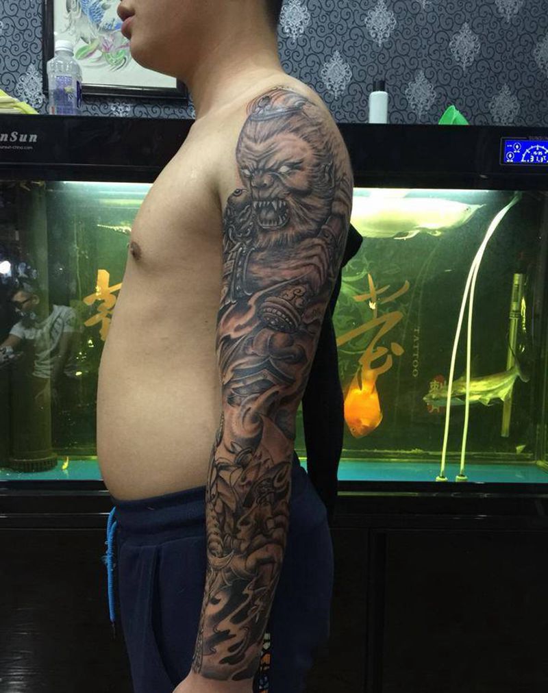 大猴子花臂未完成纹身图片