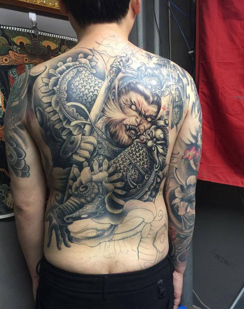 斗战神未完成纹身图片