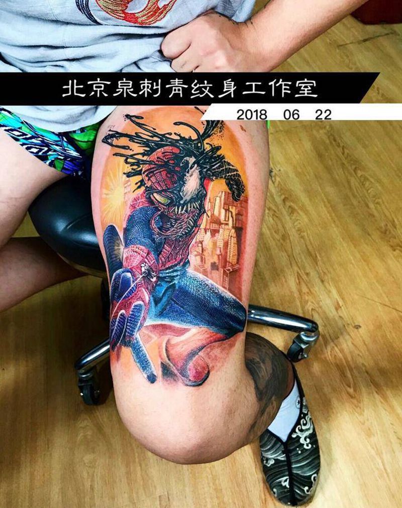 黑化蜘蛛侠纹身图片_腿部欧美写实纹身图案