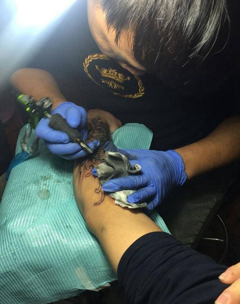 小臂-鲤鱼纹身图片