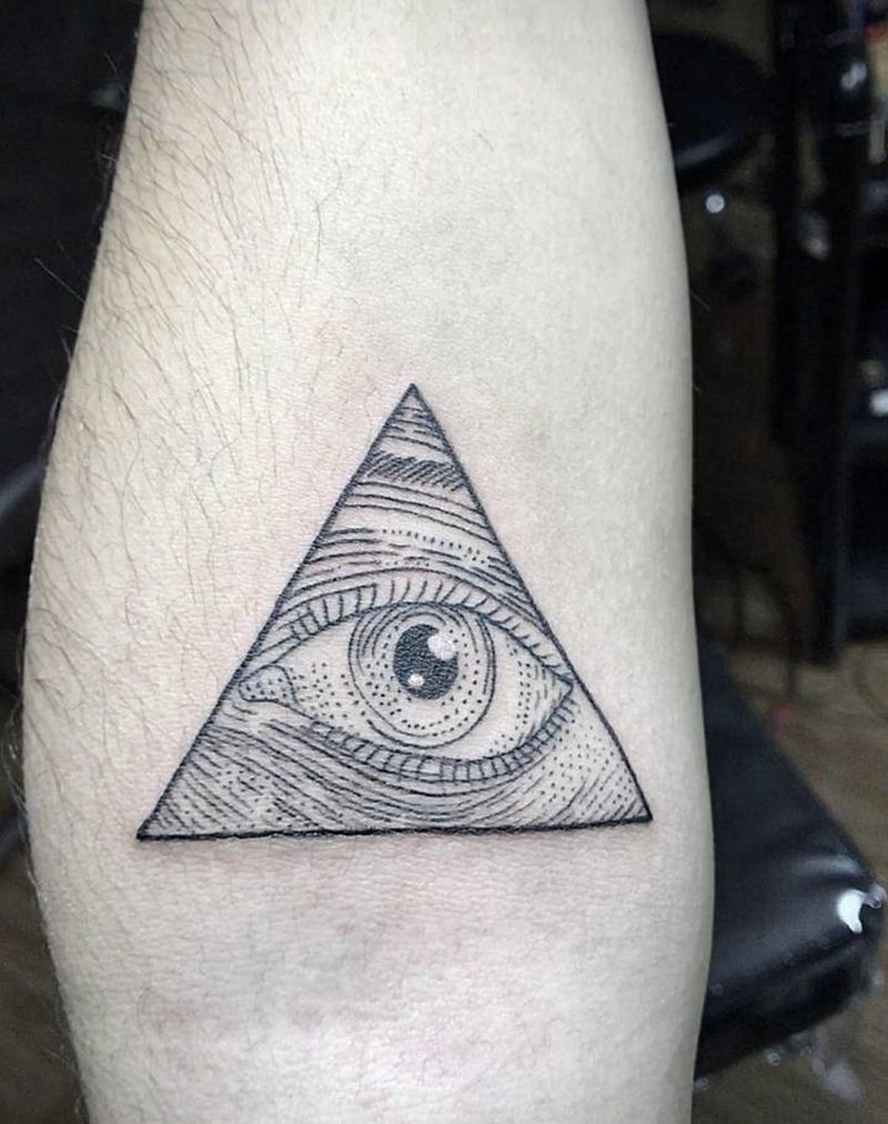 上帝之眼纹身图片_手臂欧美写实上帝之眼全视之眼纹身图案