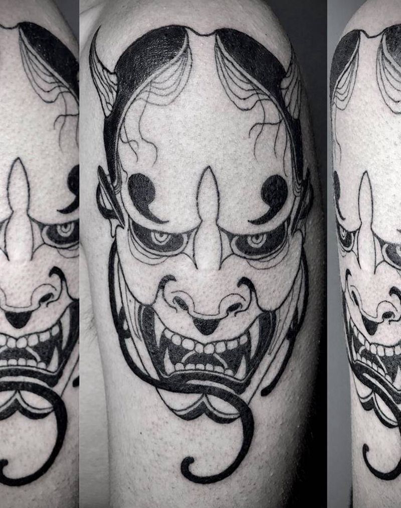 大臂般若纹身图片_臀部老传统般若大臂纹身图案