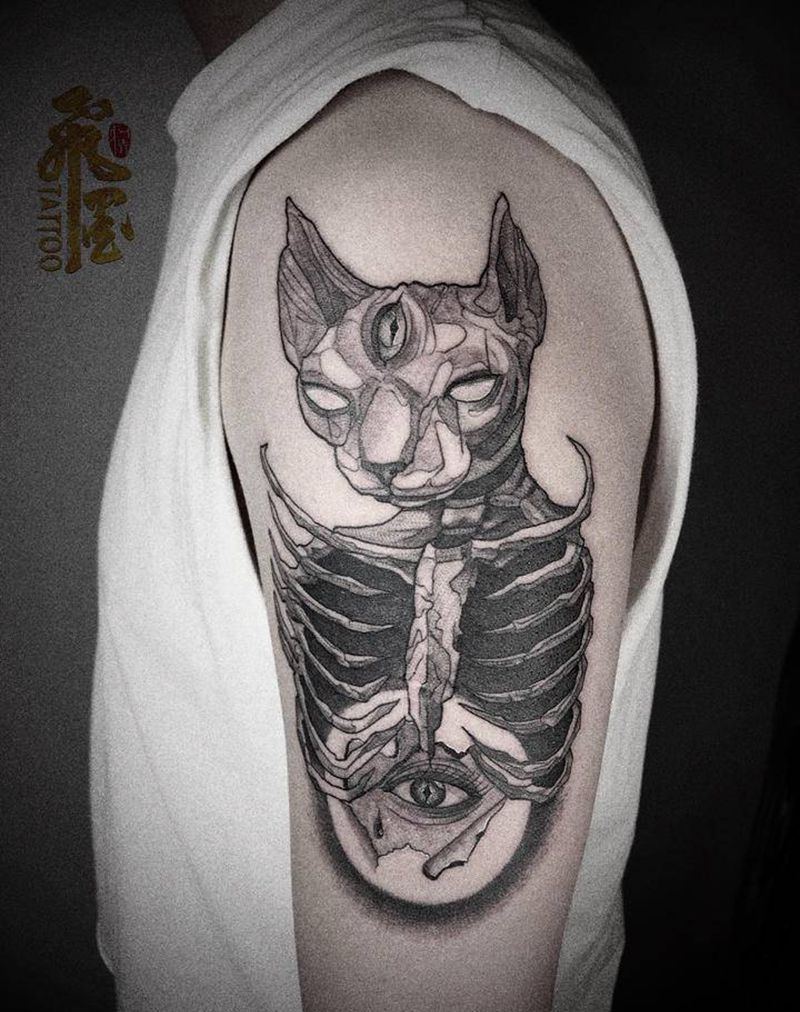 斯芬克斯猫纹身图片_手臂点刺无毛猫纹身图案
