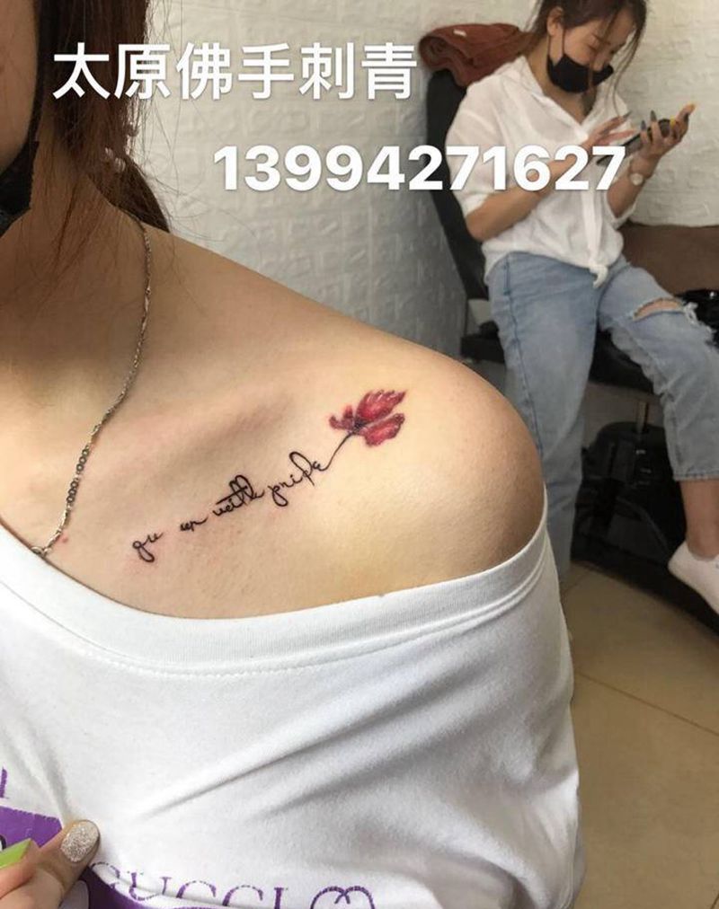 小清新纹身图片_胸部水墨纹身图案