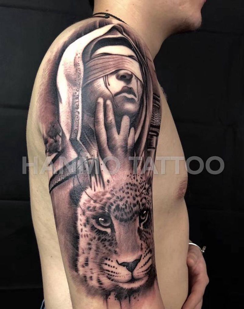 豹子纹身图片_臀部欧美写实纹身图案