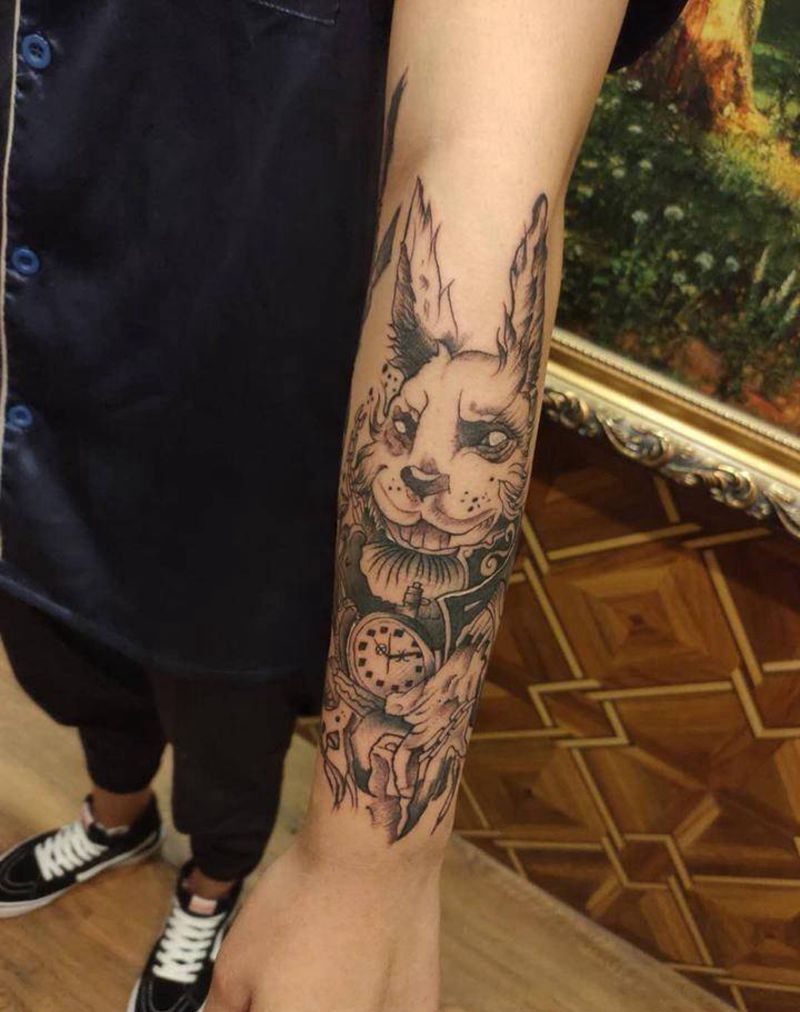 兔子纹身图片_手臂点刺纹身图案