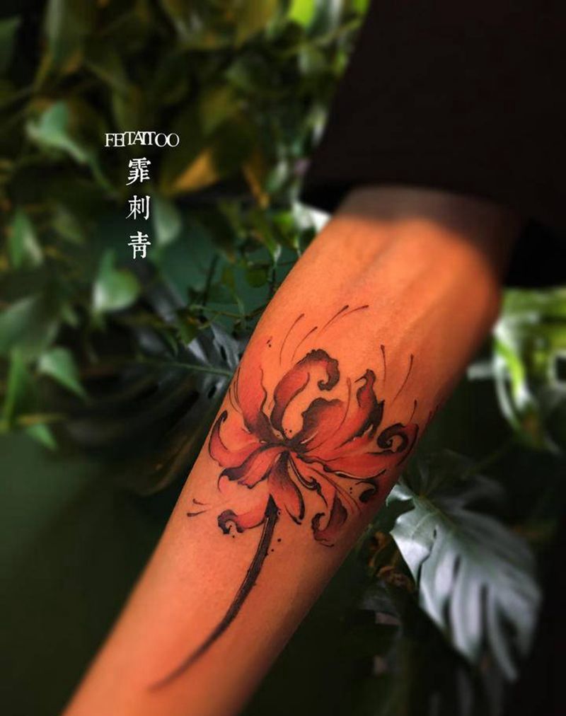 彼岸花纹身图片_手臂水墨纹身图案