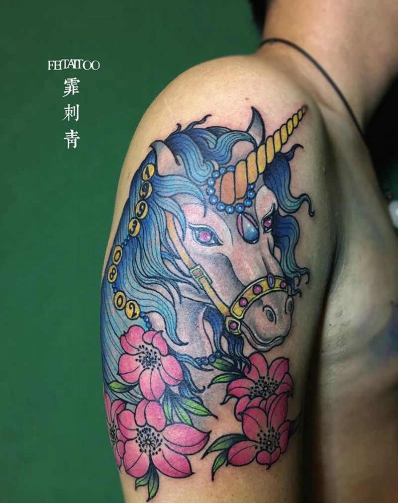 独角兽纹身图片_手臂New School纹身图案
