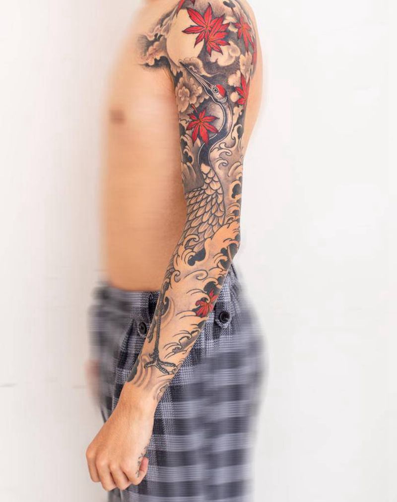 鹤花臂纹身图片_手臂新传统花臂纹身图案