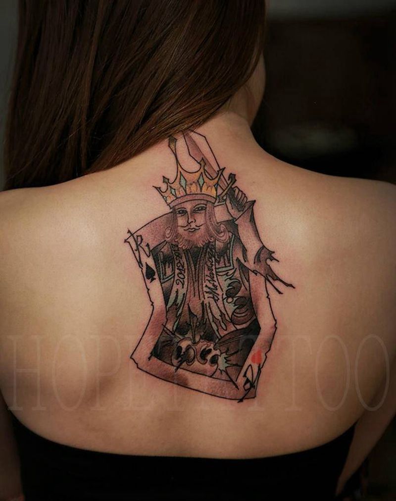 黑桃k纹身图片_背部New School纹身图案