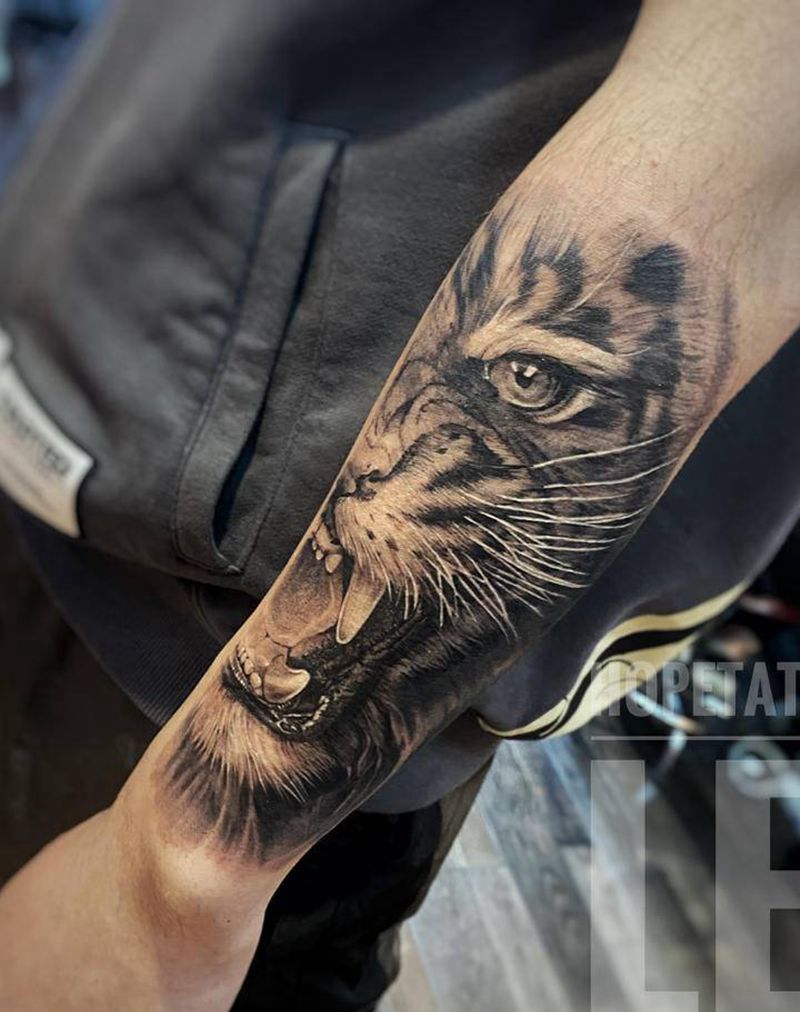 半张虎纹身图片_手臂欧美写实纹身图案