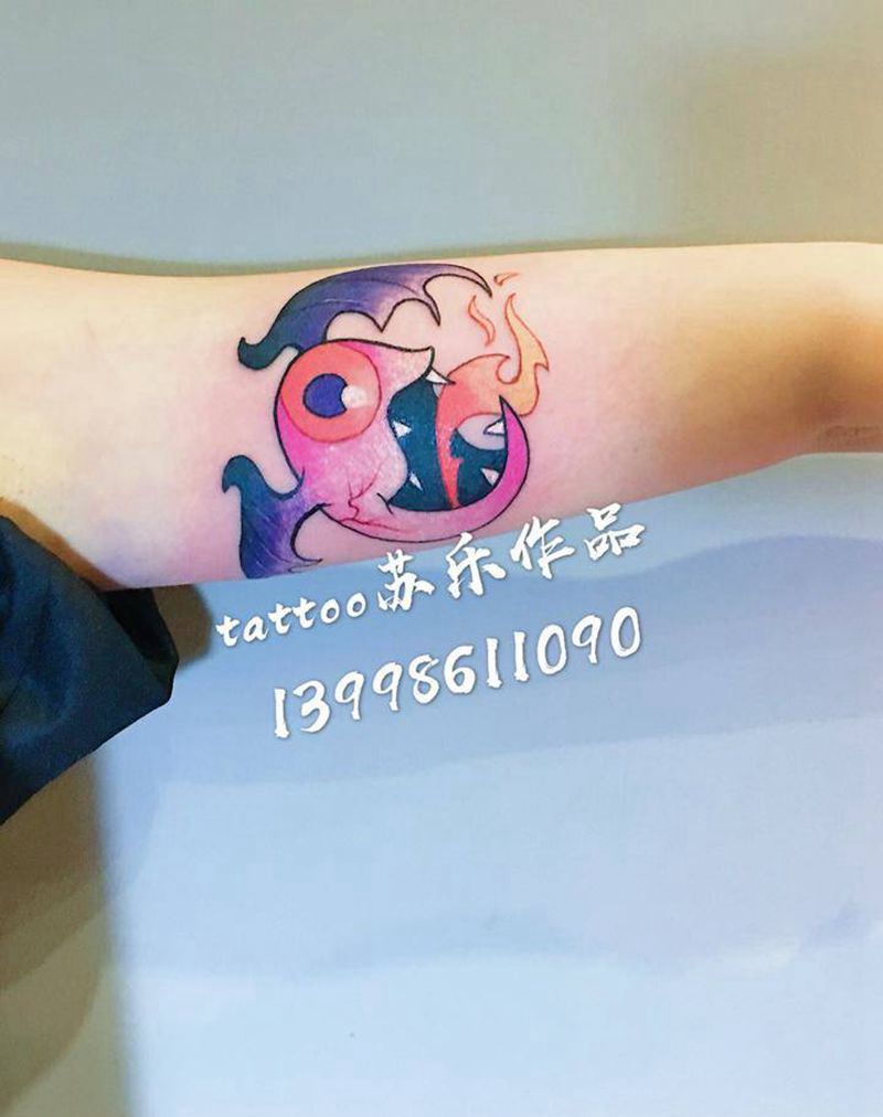 小眼睛纹身图片_成品手臂欧美纹身图案