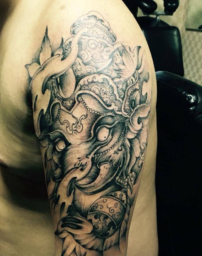 大臂象神纹身图片