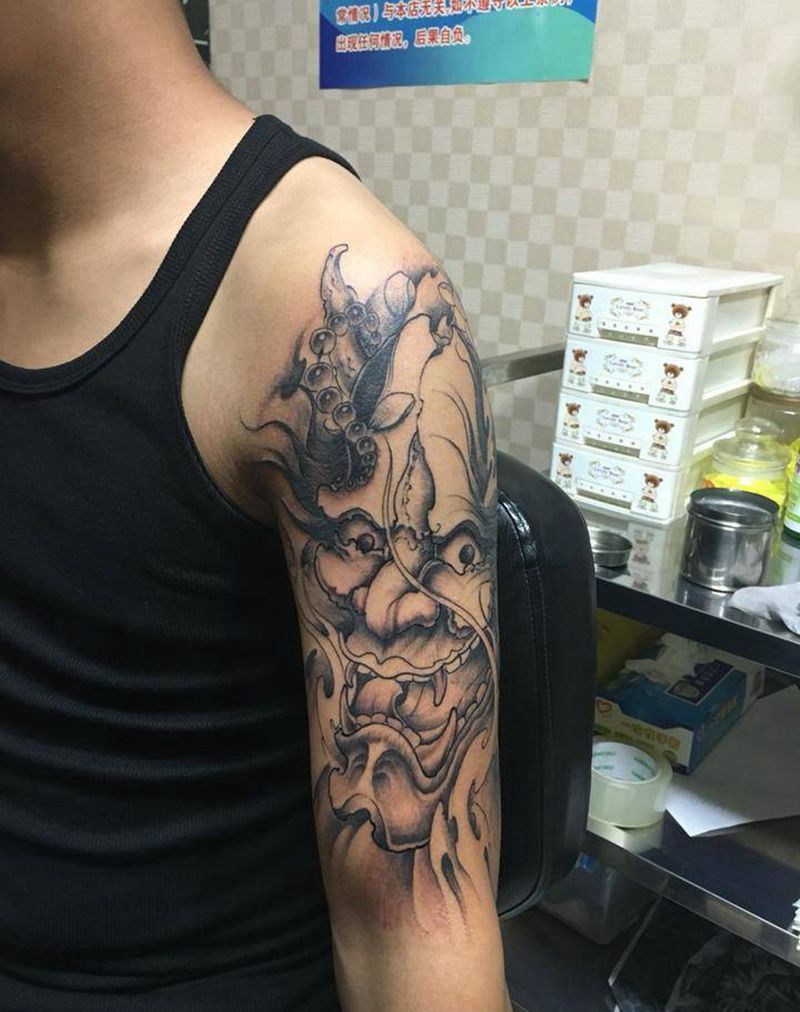 大臂般诺……纹身图片