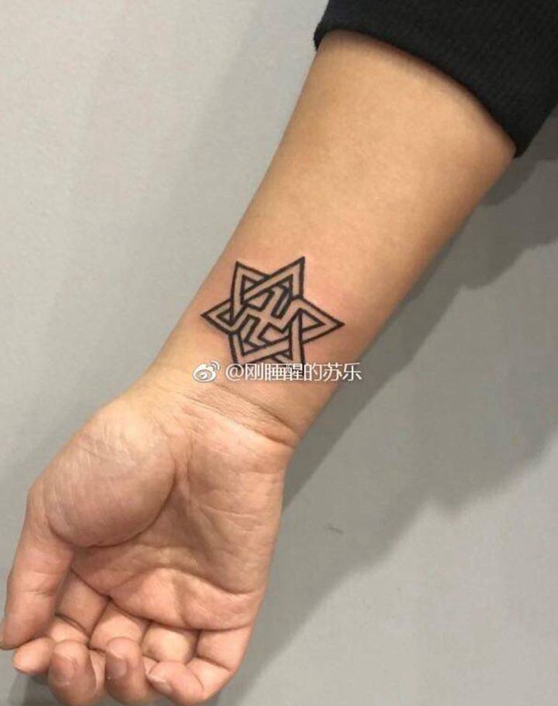 六芒星纹身图片_成品手臂清新几何纹身图案