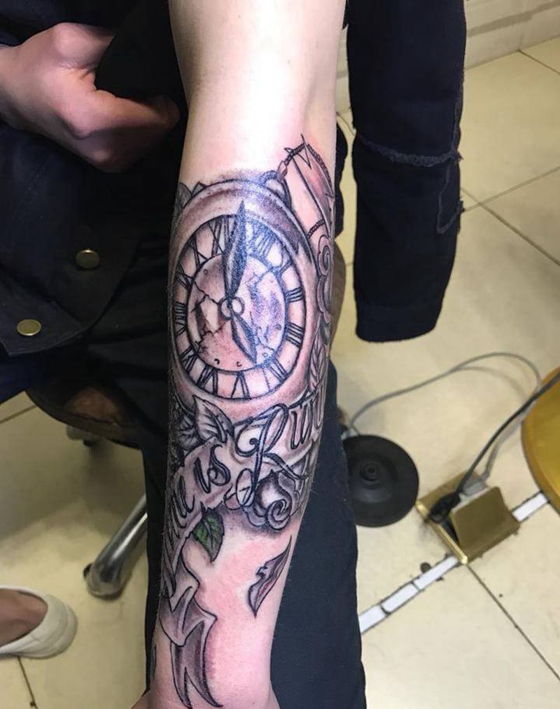 还未上彩纹身图片