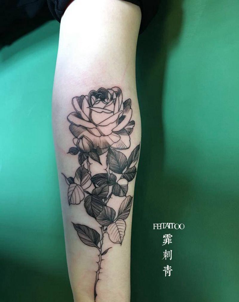 素花 玫瑰纹身图片_手部手臂纹身图案