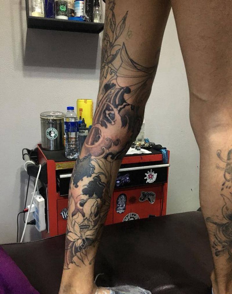 花腿纹身图片_腿部新传统纹身图案