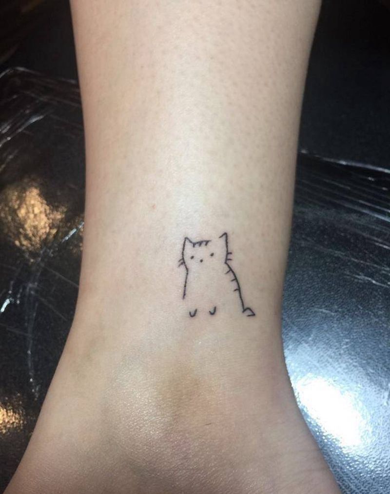 昨日的小猫咪。纹身图片_成品清新动物脚部纹身图案