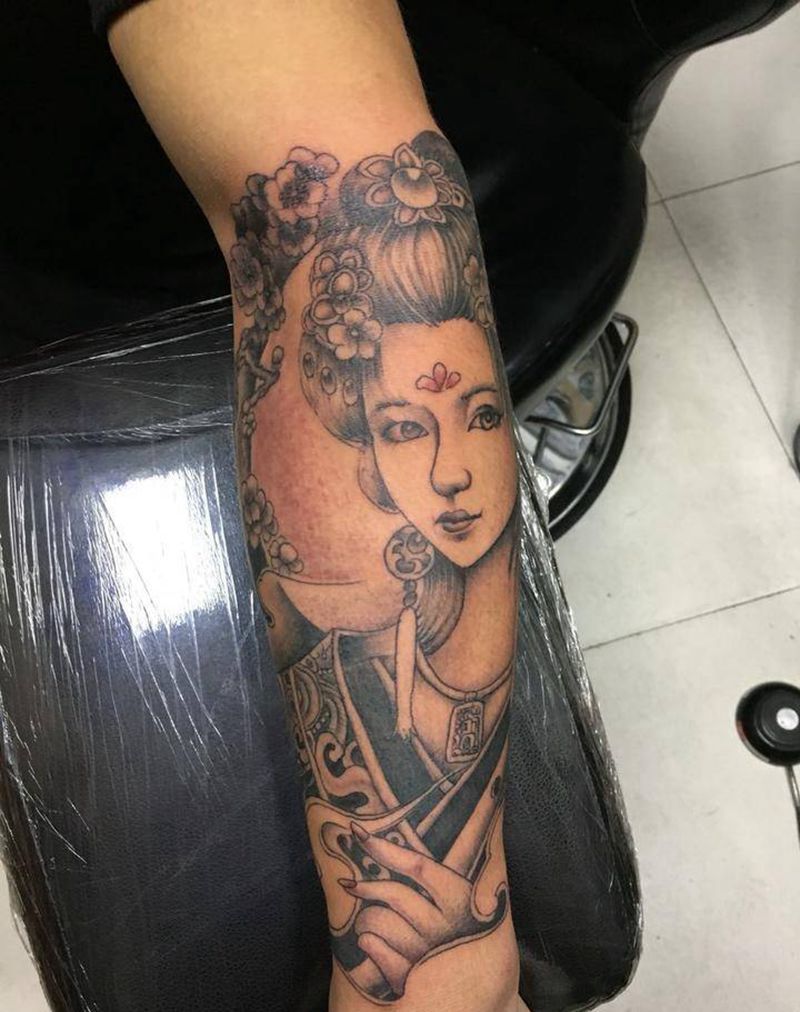 小臂艺妓纹身图片
