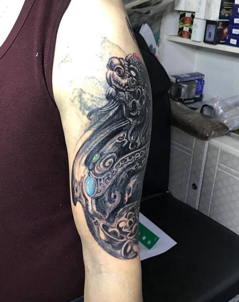 遮盖接半胛纹身图片