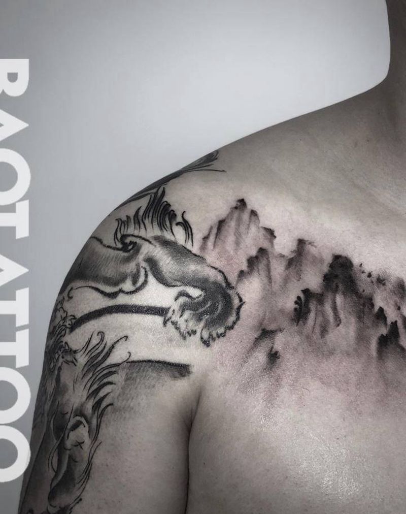 水墨山峰纹身图片_肩部水墨纹身图案