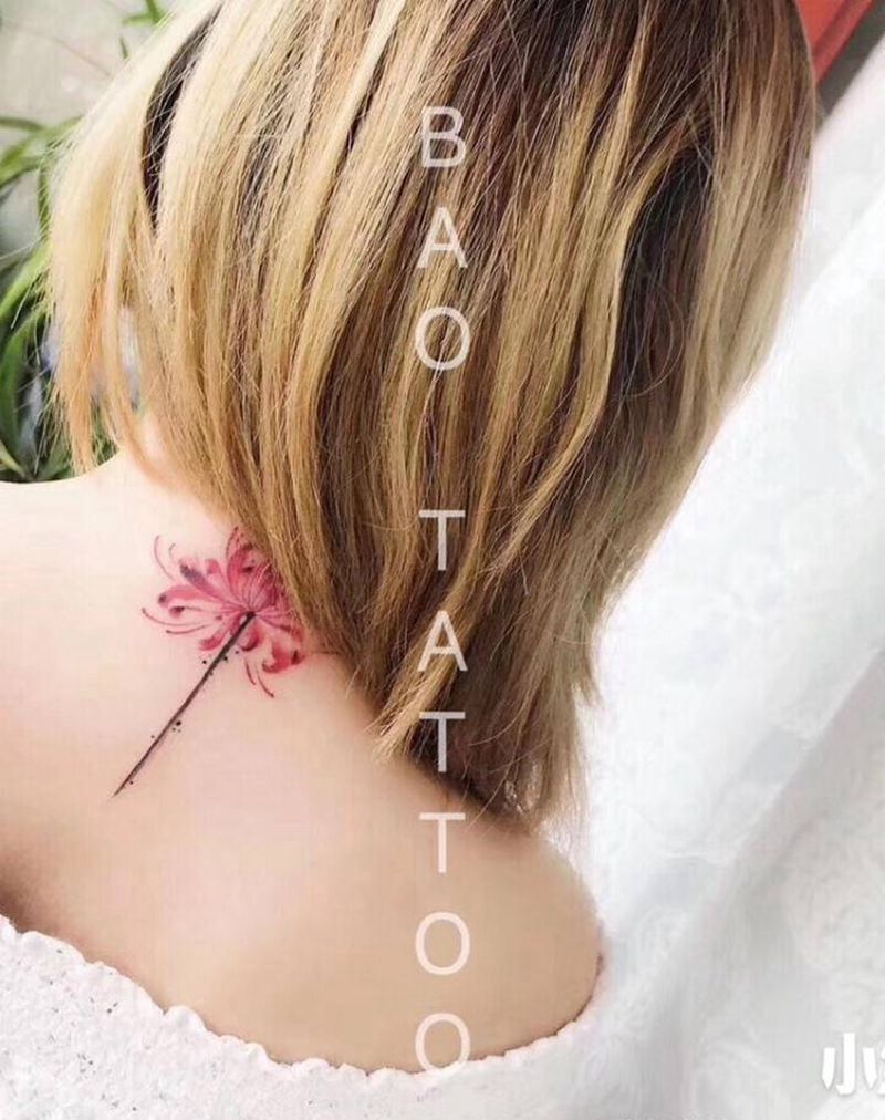 花纹身图片_颈部腿部水彩水墨纹身图案