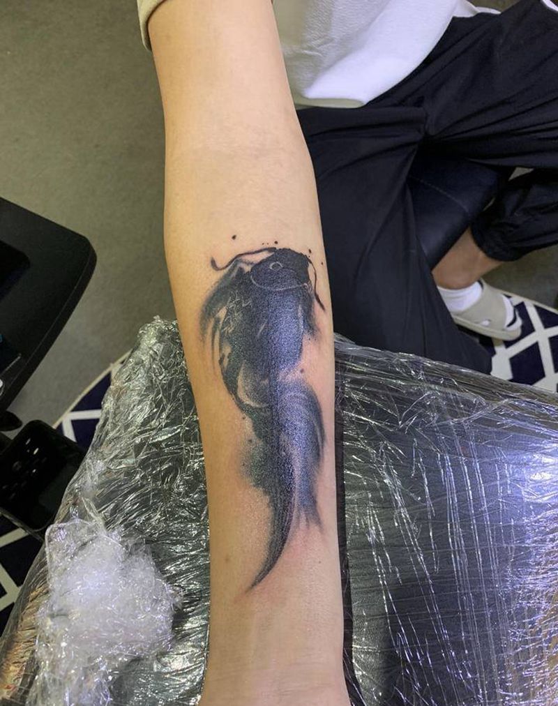 覆盖作品纹身图片_臀部纹身图案