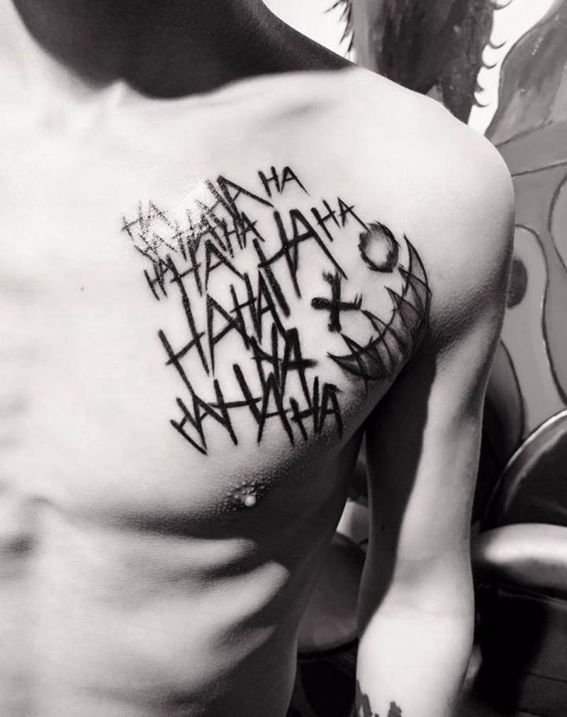 欧美纹身图片_胸部纹身图案