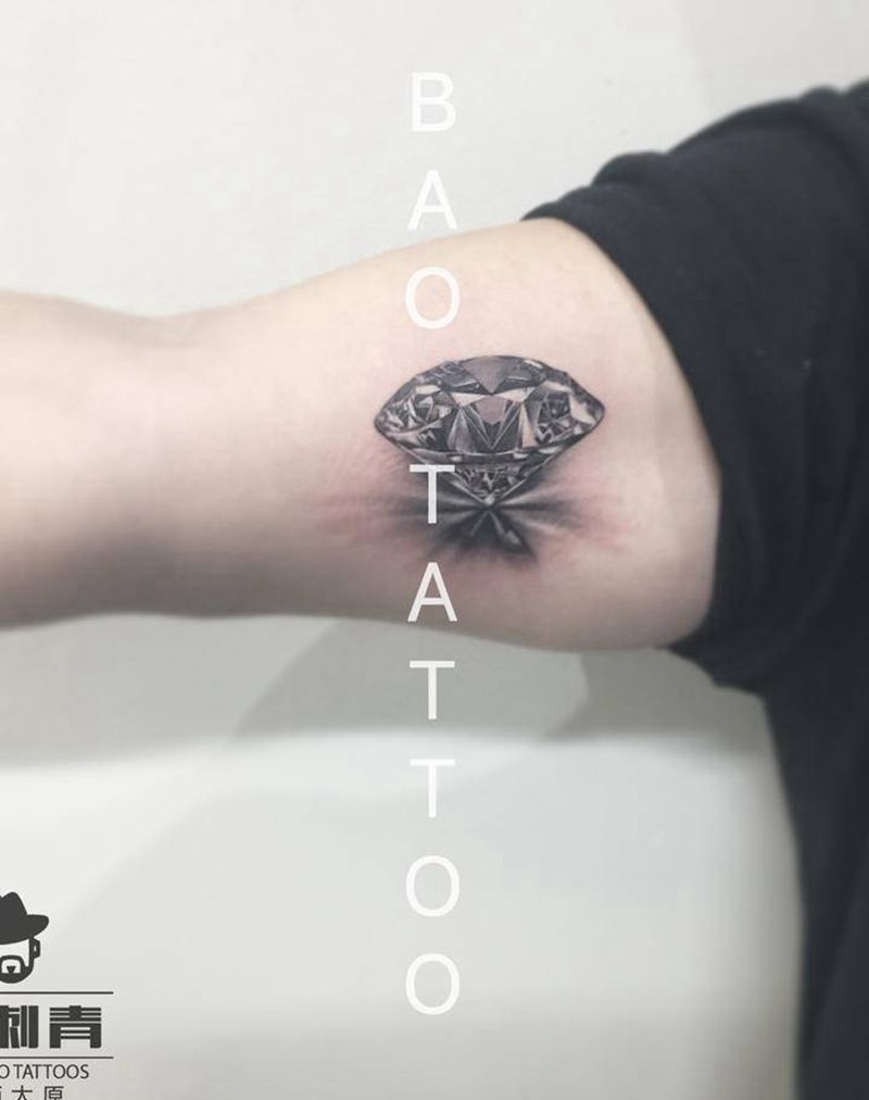钻石纹身纹身图片_手臂欧美写实钻石纹身图案