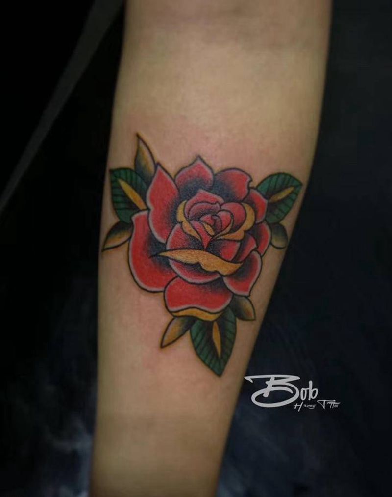 玫瑰花纹身图片_手臂Old School纹身图案