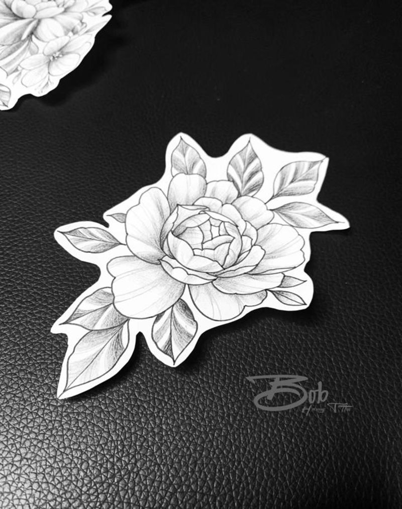 素花手稿纹身图片_背部胸部新传统水彩纹身图案