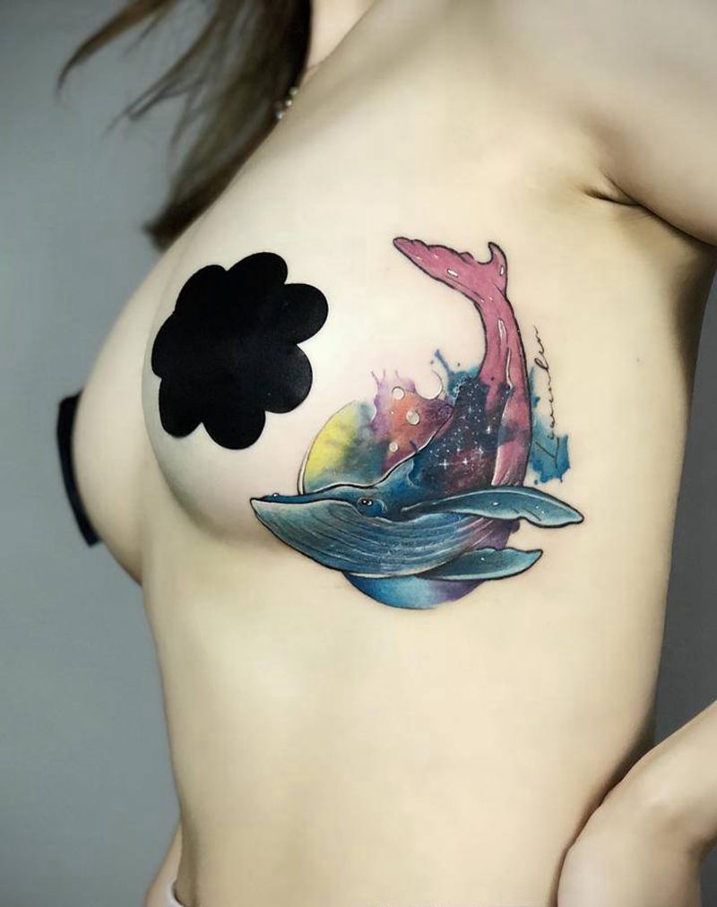 鲸鱼遮盖纹身图片_胸部水彩纹身图案