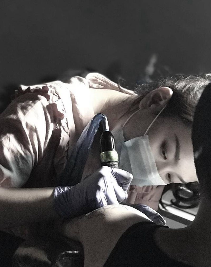 昨日工作纹身图片_手臂新传统纹身图案