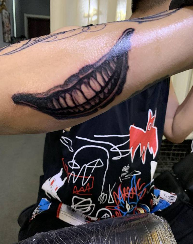 小丑纹身图片_手臂纹身图案