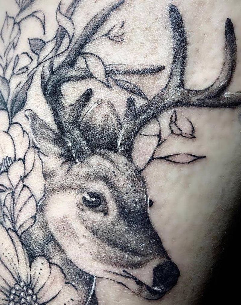 指甲盖大小的鹿头纹身图片_腿部点刺纹身图案